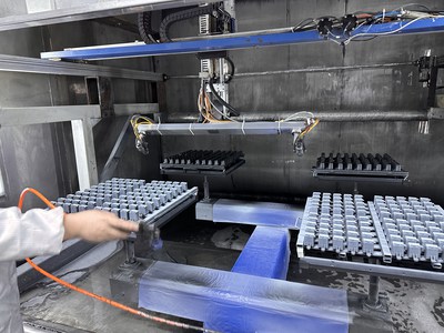 浙江電子塑膠噴漆下現(xiàn)場